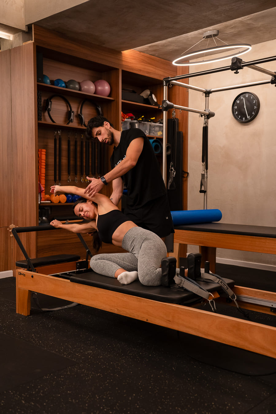 Aluna do PTdoBairro a fazer Pilates com Personal Trainer